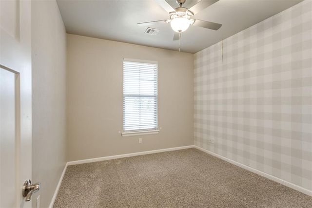 10812 NW 28th Street, Yukon, OK 73099