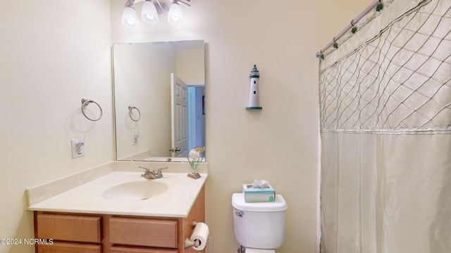 250 Riverside Drive, Sneads Ferry, NC 28460