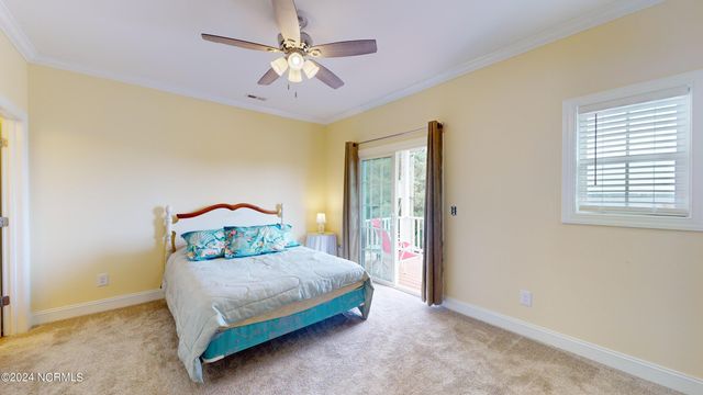 250 Riverside Drive, Sneads Ferry, NC 28460