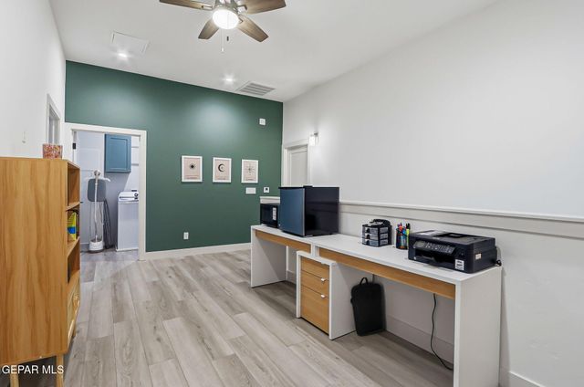 201 Desert Pass Street 8, El Paso, TX 79912