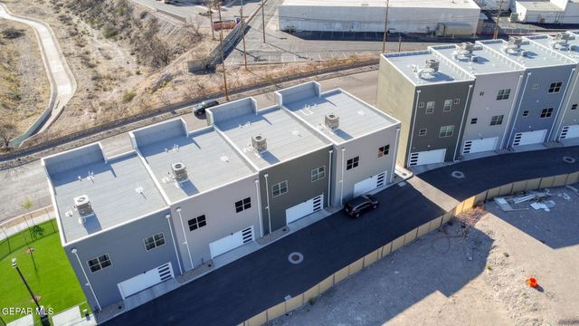 201 Desert Pass Street 8, El Paso, TX 79912