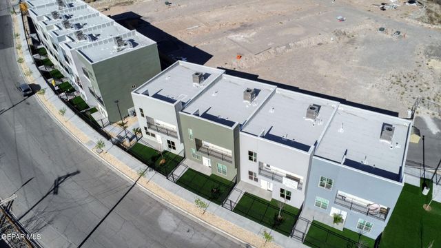 201 Desert Pass Street 8, El Paso, TX 79912