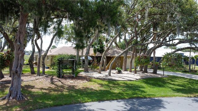 268 EASTPOINT COURT, Spring Hill, FL 34606
