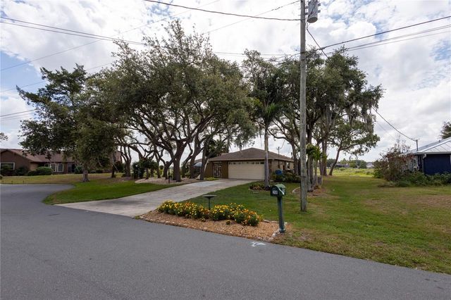 268 EASTPOINT COURT, Spring Hill, FL 34606