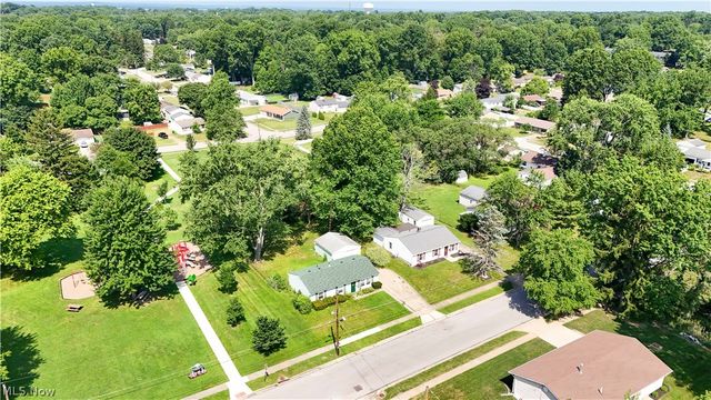 3796 Santom Road N, Stow, OH 44224