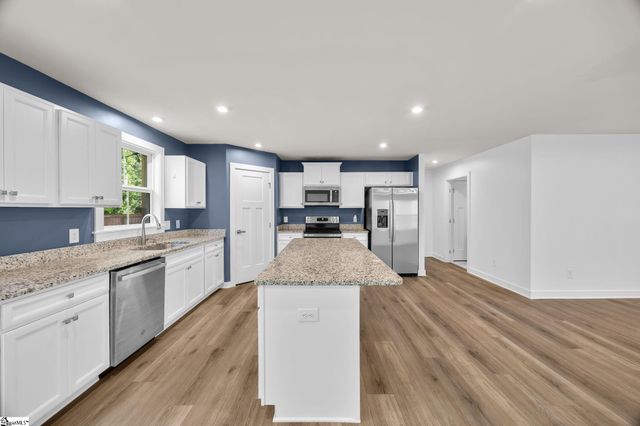 161 Southwell Street, Woodruff, SC 29388