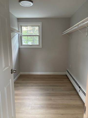9 Summit Road, Prospect, CT 06712