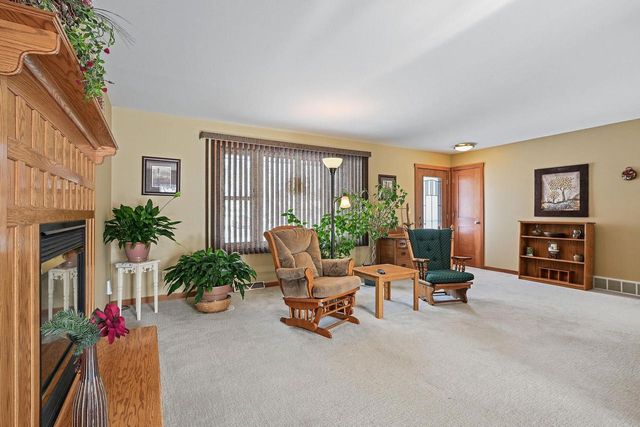 6113 TRICIA AVENUE, Weston, WI 54476