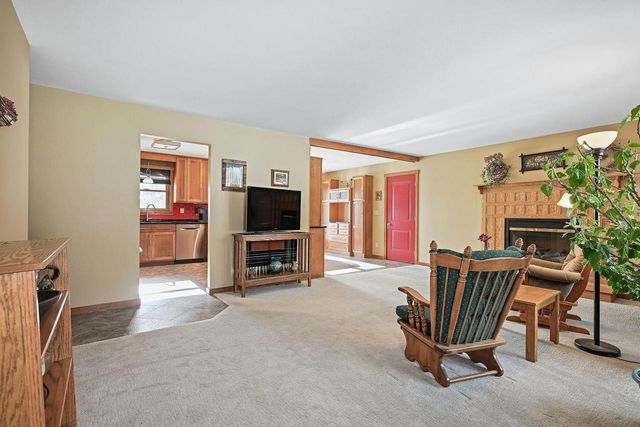 6113 TRICIA AVENUE, Weston, WI 54476