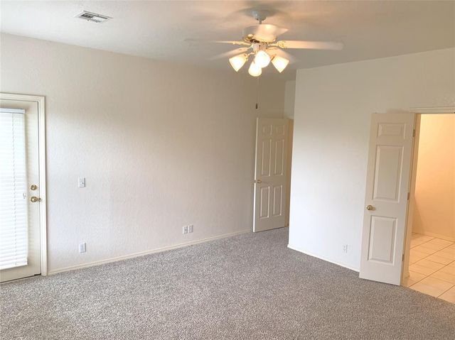 1928 NW 157th Street, Edmond, OK 73013