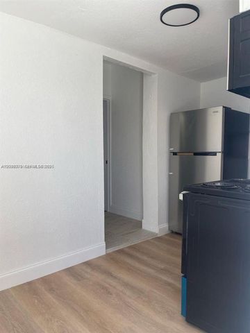 219 SW 21st Ave 3, Miami, FL 33135