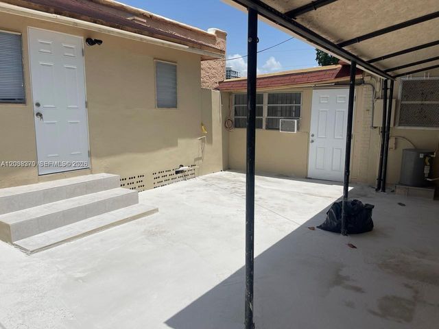 219 SW 21st Ave 3, Miami, FL 33135