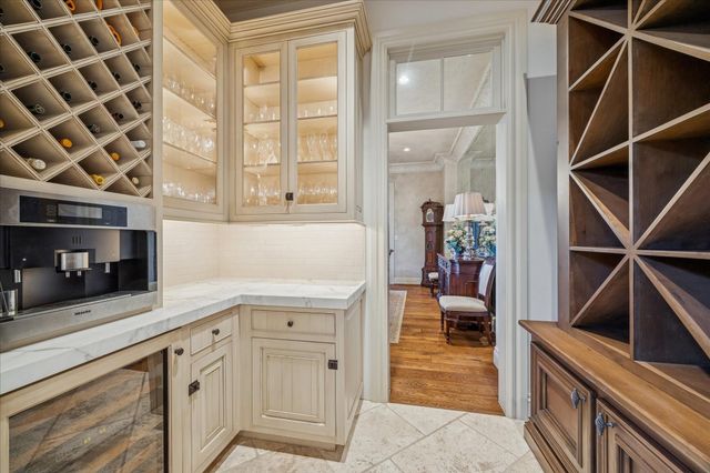 24 Miramar Heights Circle, Sugar Land, TX 77479