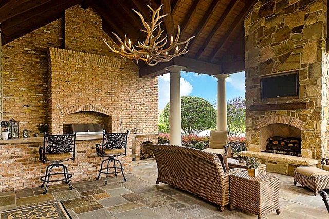 24 Miramar Heights Circle, Sugar Land, TX 77479