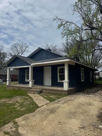 2028 AMITY AVE, Memphis, TN 38108