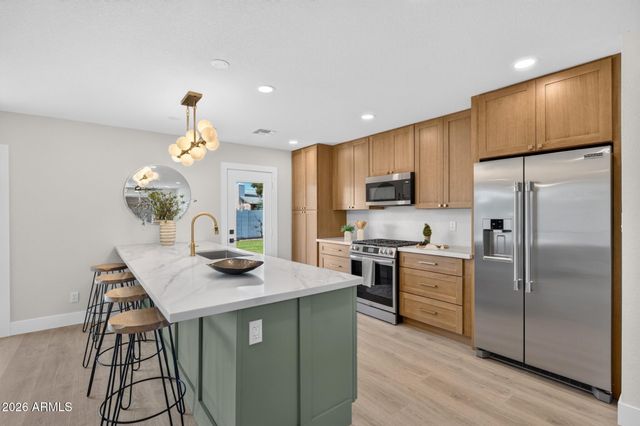 2046 E HARVARD Drive, Tempe, AZ 85283