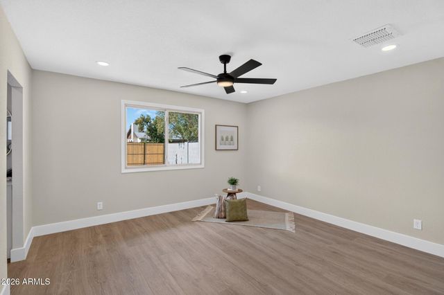 2046 E HARVARD Drive, Tempe, AZ 85283