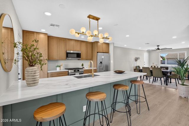 2046 E HARVARD Drive, Tempe, AZ 85283