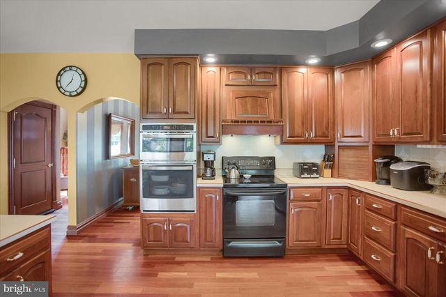 1299 EDISON HEIGHTS RD, Sunbury, PA 17801