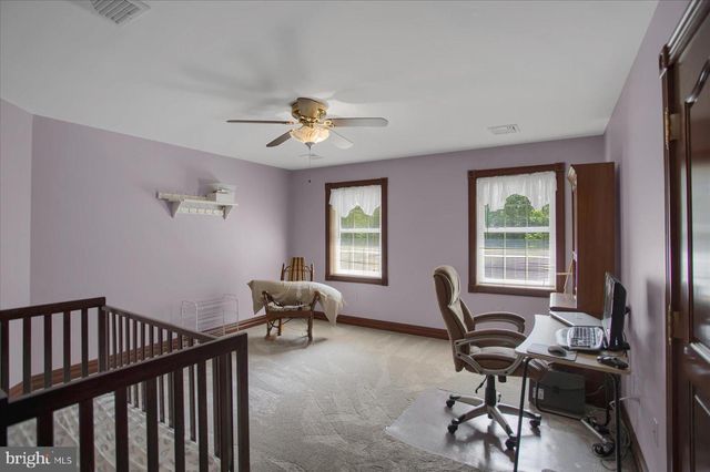 1299 EDISON HEIGHTS RD, Sunbury, PA 17801