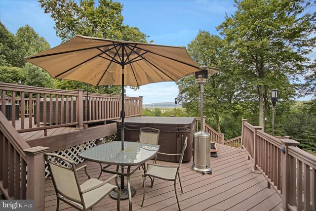 1299 EDISON HEIGHTS RD, Sunbury, PA 17801