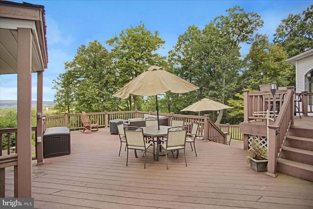 1299 EDISON HEIGHTS RD, Sunbury, PA 17801