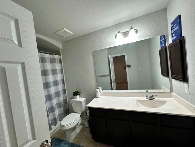 2226 Hidden Embers Path, Fresno, TX 77545