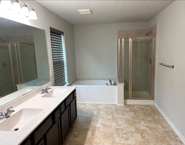 2226 Hidden Embers Path, Fresno, TX 77545