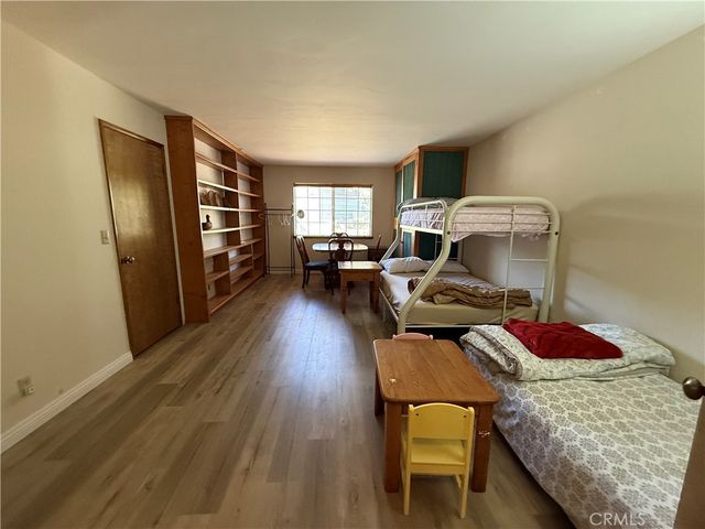 24466 Horst Drive, Crestline, CA 92325