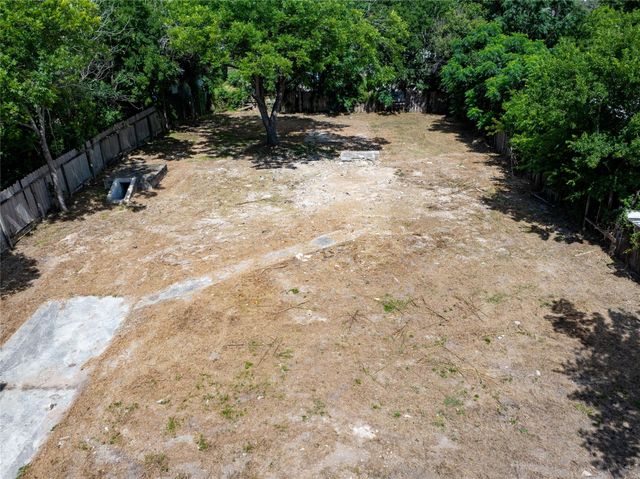 313 N Front ST, Kyle, TX 78640