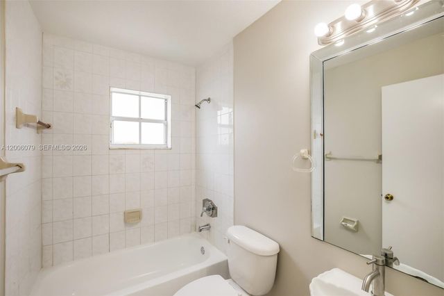 14484 SW 174th St, Miami, FL 33177