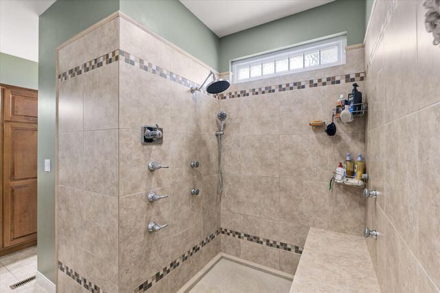 3901 EAGLE VIEW CT, Columbia, MO 65203