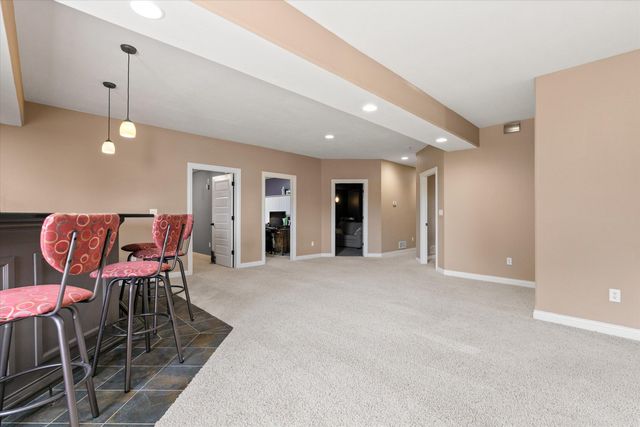 3901 EAGLE VIEW CT, Columbia, MO 65203