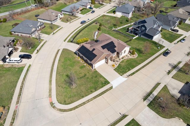 3901 EAGLE VIEW CT, Columbia, MO 65203