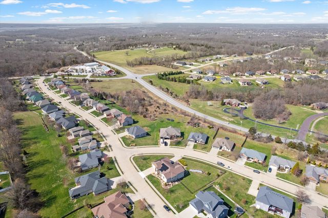 3901 EAGLE VIEW CT, Columbia, MO 65203