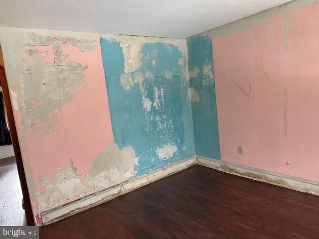 1115 OAK ST, Kulpmont, PA 17834