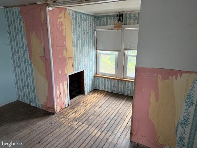 1115 OAK ST, Kulpmont, PA 17834