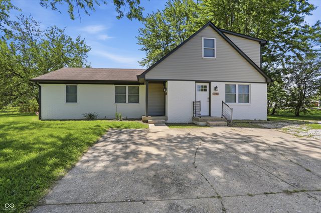 1280 Stonegate Road, Greenwood, IN 46142