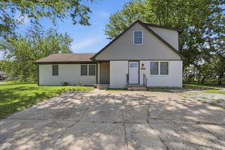 1280 Stonegate Road, Greenwood, IN 46142