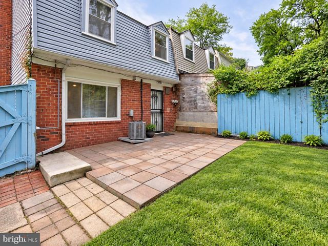 7822 ALLENDALE DR, Landover, MD 20785