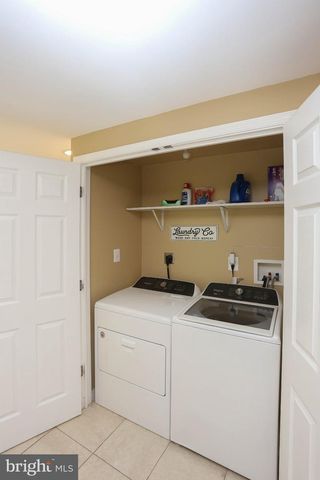 7822 ALLENDALE DR, Landover, MD 20785