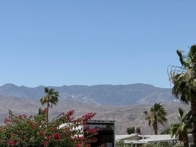 39784 Manzanita Drive 4, Palm Desert, CA 92260