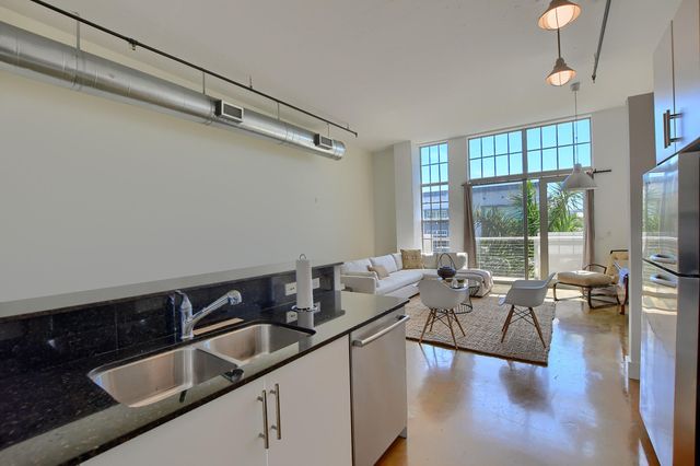 180 NE 4th Avenue 406, Delray Beach, FL 33483