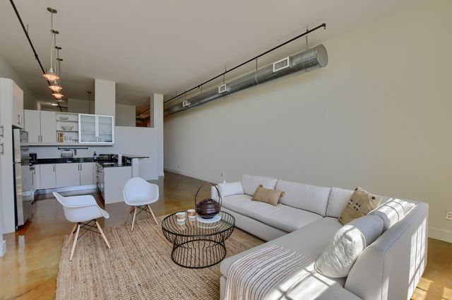 180 NE 4th Avenue 406, Delray Beach, FL 33483