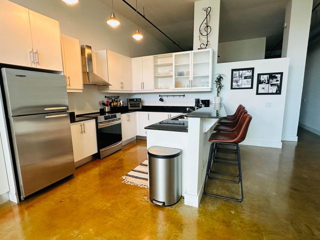 180 NE 4th Avenue 406, Delray Beach, FL 33483