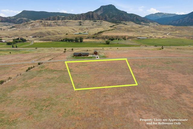 109 Stillwater Dr, Cody, WY 82414 property photo