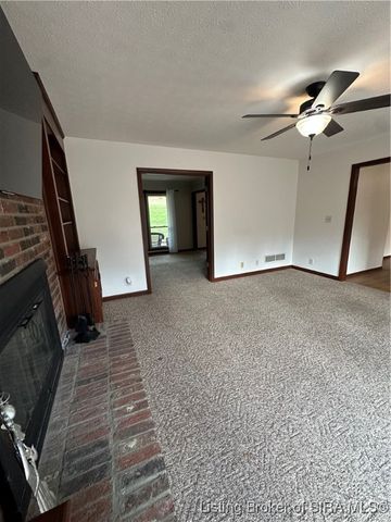 6775 Brookside Drive NE, Lanesville, IN 47136