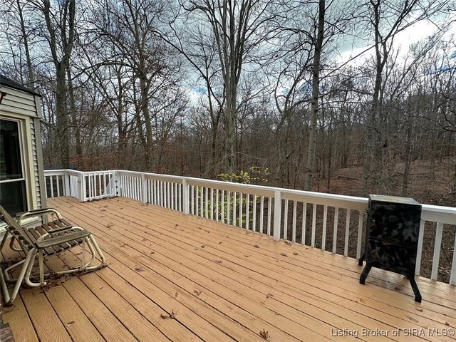 6775 Brookside Drive NE, Lanesville, IN 47136