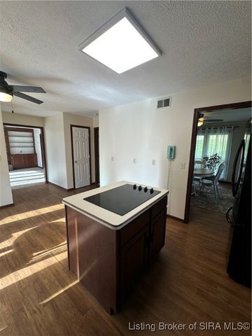 6775 Brookside Drive NE, Lanesville, IN 47136