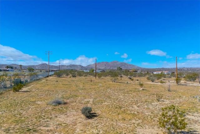 4914 Flamingo Avenue, Joshua Tree, CA 92252
